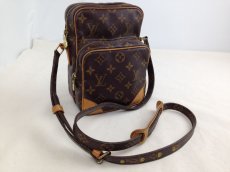 Photo1: Auth LOUIS VUITTON Monogram Amazon Shoulder Bag  5J200730p (1)