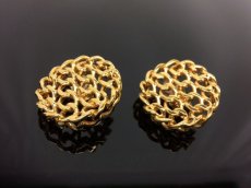 Photo2: Auth CHANEL Gold Tone Earrings 7F130280m (2)