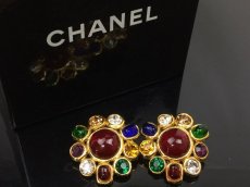 Photo1: AUTH CHANEL Jwelry stone motif Gold tone EARRINGS VINTAGE 7J100110n (1)