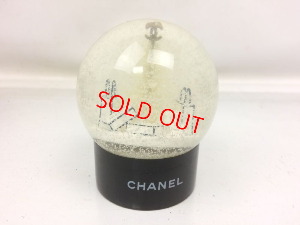 Photo2: Auth CHANEL CC Logos Snow Globe Dome Object Glass White 7K230020r (2)