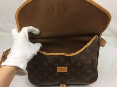 Photo9: Auth Louis Vuitton Monogram Saumur 30 Shoulder Bag 7L220510r (9)