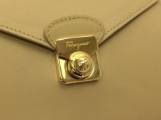 Photo9: Auth Salvatore Ferragamo Gold Chain Shoulder Strap Shoulder Poach 8C270350r (9)