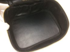 Photo8: Auth CHANEL caviar  skin Canvas Make up Cosmetic Porch Hand Bag 8L220200n (8)