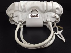 Photo6: Auth SALVATORE FERRAGAMO Gancini White Leather Shoulder Bag 5E112550# (6)