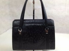 Photo1: Authentic Ostrich Leather Hand Bag Black 5H250151# (1)