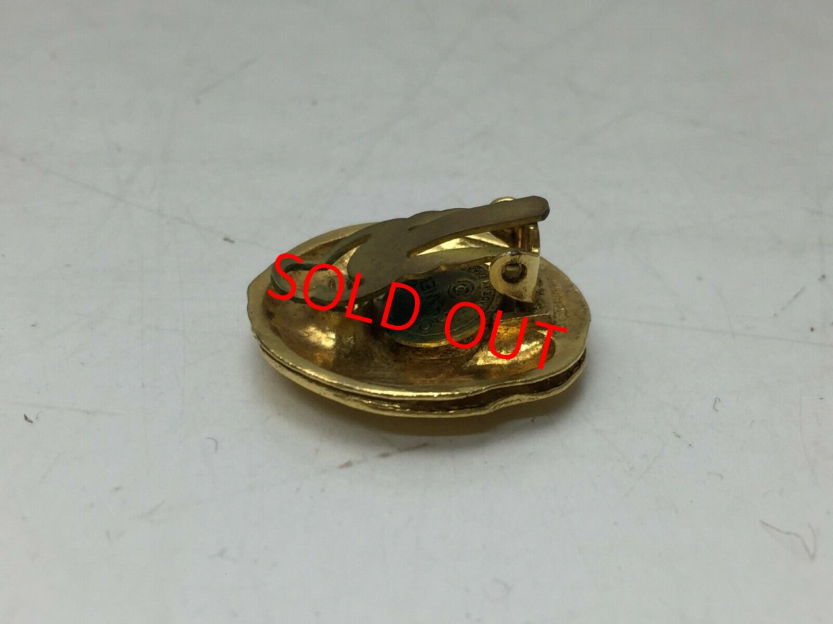 Photo4: Auth CHANEL Gold Tone CC logo Earrings 9F180100h (4)