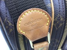 Photo4: Auth Louis Vuitton Monogram Reporter Shoulder Bag Camera Bag 0i100100n" (4)