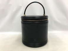 Photo1: Auth Louis Vuitton Cannes M48032 Noir Epi (black) Vanity Bag  0J130220n" (1)