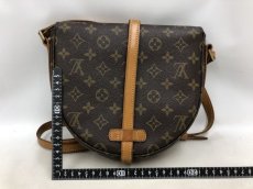 Photo2: Auth Louis Vuitton Vintage Monogram Chantilly MM Shoulder Bag 0J150010n" (2)