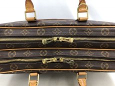 Photo4: Auth Louis Vuitton Monogram Porte Documents Voyage 2 way 2 purse bag 0J130270n" (4)