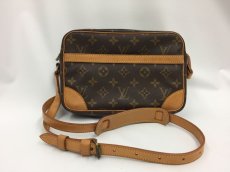 Photo1: Auth Louis Vuitton Vintage Monogram Trocadero 23 Shoulder Bag 0L240090n" (1)