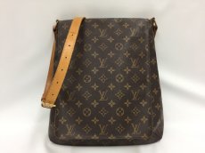 Photo1: Auth Louis Vuitton Vintage Monogram Musette Shoulder Bag 1A070060n" (1)