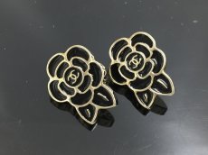 Photo1: Auth Chanel CC logo Camellia Earrings Clip on  1A070110n" (1)