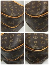 Photo6: Auth LOUIS VUITTON Vintage Monogram Reporter Shoulder Camera Bag 1A130160n" (6)