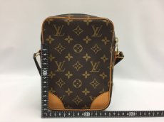 Photo2: Auth Louis Vuitton Vintage Monogram Danube Shoulder bag 1A130190n" (2)