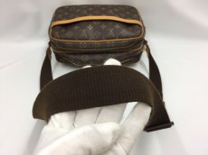 Photo4: Auth LOUIS VUITTON Vintage Monogram Reporter Shoulder Camera Bag 1A130160n" (4)