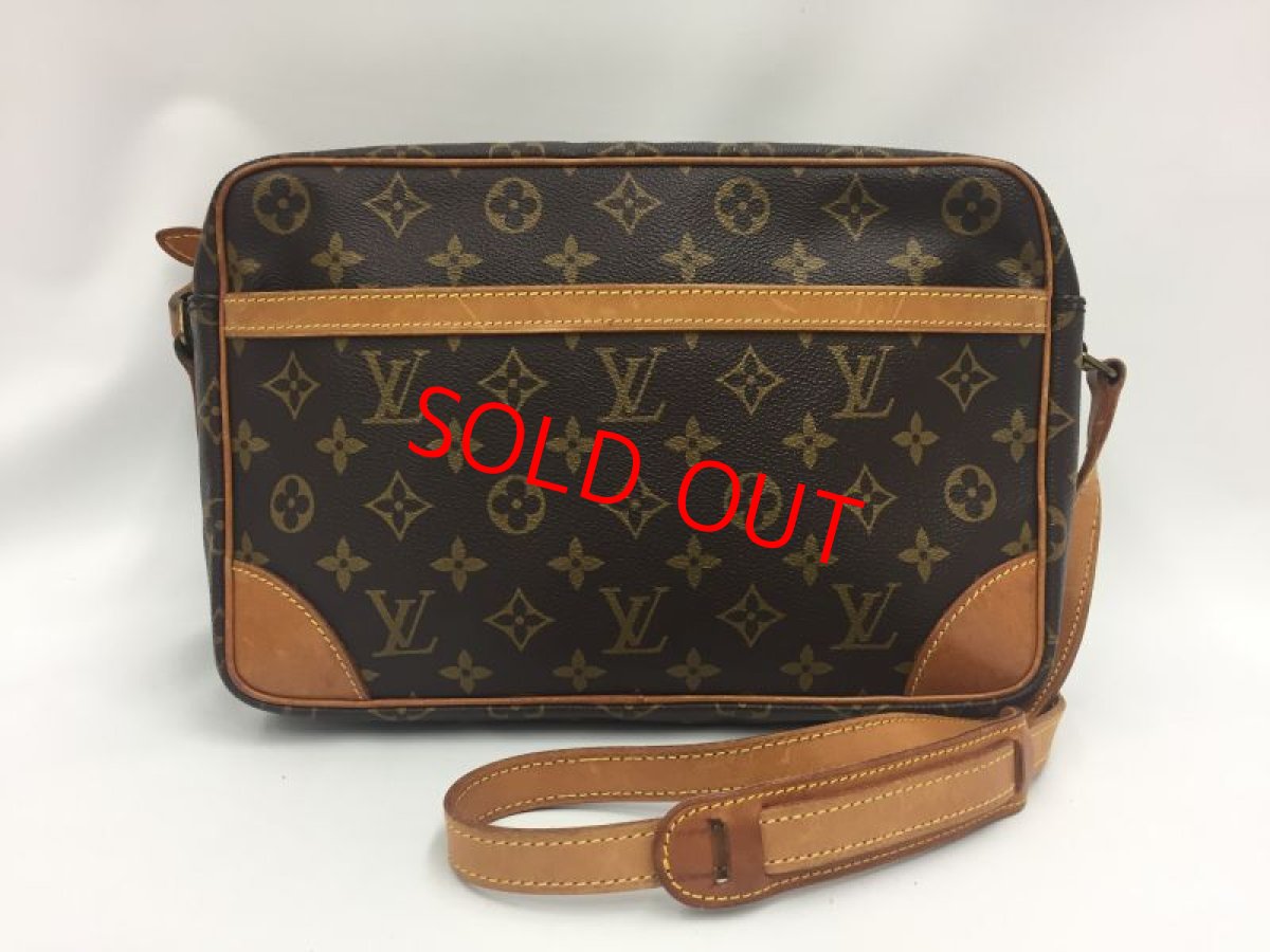 Photo1: Auth Louis Vuitton Vintage Monogram Trocadero 28 Shoulder Bag 1A200200n" (1)