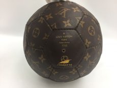 Photo7: Auth Louis Vuitton MONOGRAM WORLD CUP France 98 SOCCER BALL 1A200140n" (7)