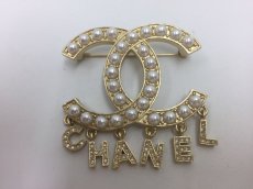 Photo2: Auth Chanel CC logo Gold Tone Fake Pearl Brooch Vintage 1A260400n" (2)
