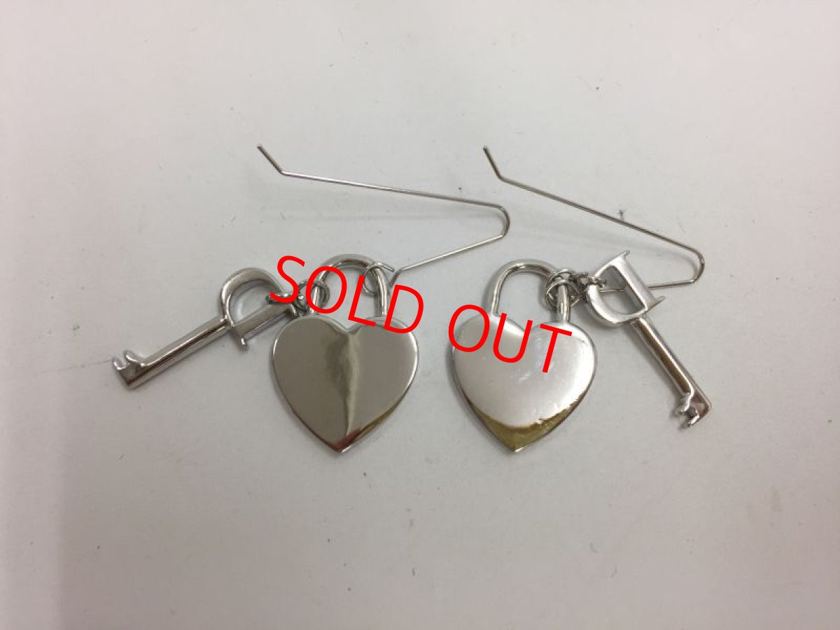 Photo3: Auth Dior Crystal Silver tone Heart & Key motif Piercing Earrings 1A260250n" (3)