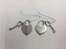 Photo3: Auth Dior Crystal Silver tone Heart & Key motif Piercing Earrings 1A260250n" (3)