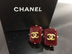 Photo1: Auth CHANEL Vintage CC logo Red color Plastic Stone clip-on Earrings 1B030010n" (1)