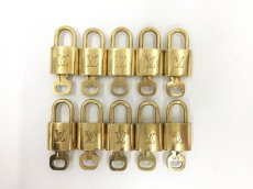 Photo1: Auth Louis Vuitton Padlock & one Key set  10 sets 1E190090n" (1)