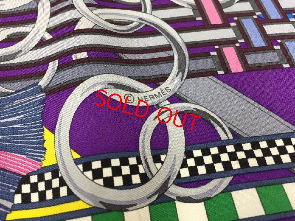 Photo3: Auth Hermes Carre Scarf 100 % Silk Scarf "Brides et Gris-Gris" 1E190100n" (3)