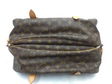 Photo3: Auth Louis Vuitton Vintage Monogram Saumur 40 Shoulder Bag 1L080030n" (3)