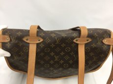 Photo8: Auth Louis Vuitton Vintage Monogram Saumur 40 Shoulder Bag 1L150090n" (8)