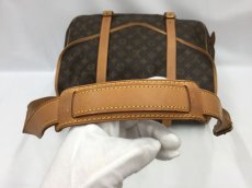 Photo4: Auth Louis Vuitton Vintage Monogram Saumur 40 Shoulder Bag 1L150090n" (4)