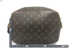 Photo2: Auth LOUIS VUITTON Vintage Monogram Reporter Shoulder Camera Bag 2A120050n" (2)