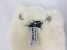 Photo7: Auth Chanel CC Fake Pearl Charm 100% Lapin Rabbit Fur White Scarf  2B230050n" (7)