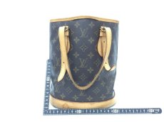 Photo2: Louis Vuitton Vintage Monogram Bucket PM Shoulder bag 2C160080n" (2)