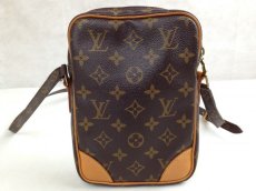 Photo12: Authentic LOUIS VUITTON Danube Monogram Crossbody Shoulder Bag   5F101550P (12)