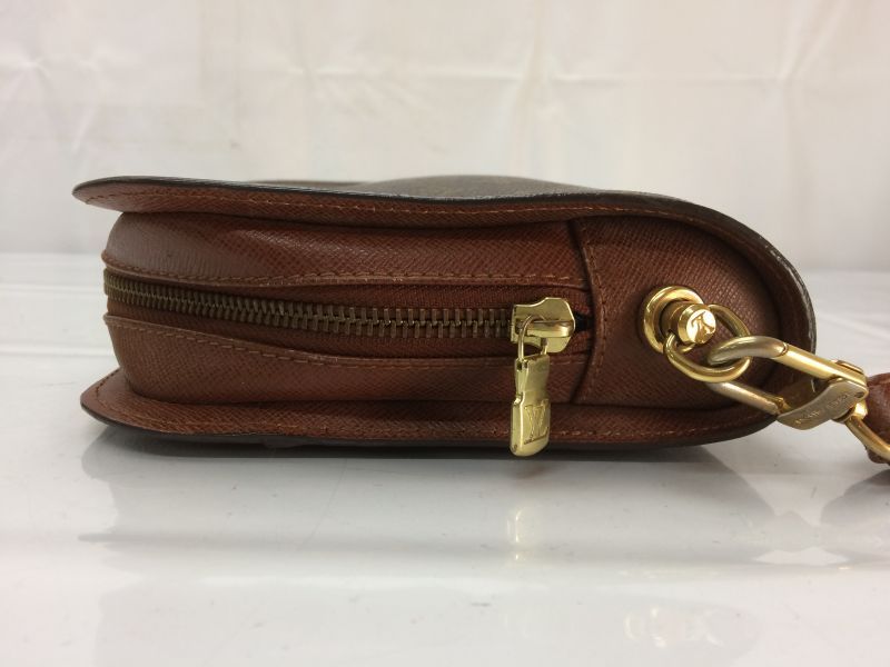 louis vuitton orsay clutch