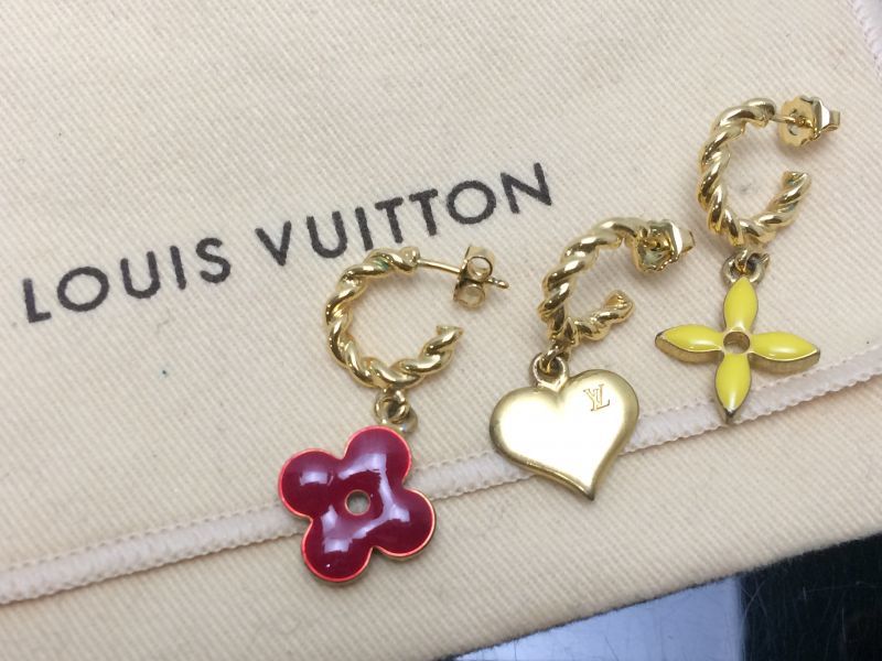 Auth Louis Vuitton Sweet Monogram Gold set of Three Brass Hoop Earring 8i180370n