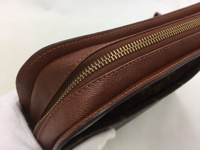 louis vuitton orsay clutch