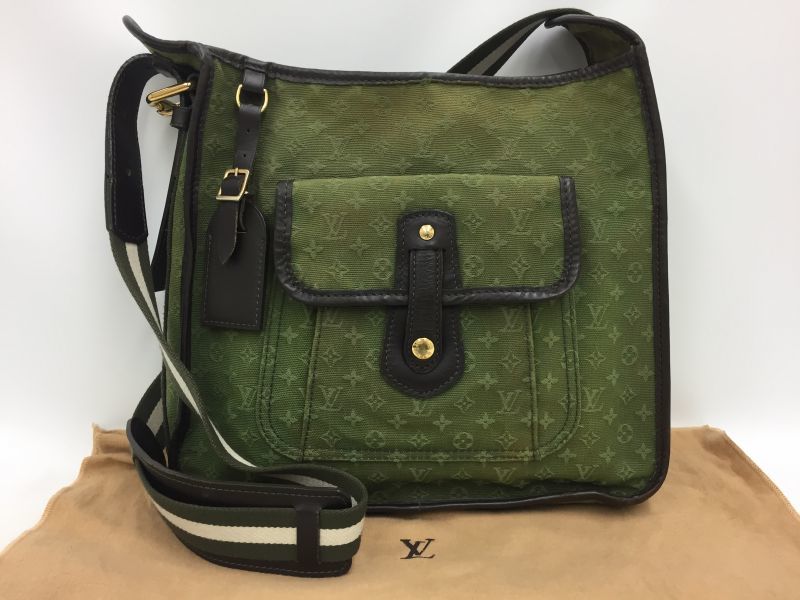 Auth Louis Vuitton Monogram Mini Canvas Besace Mary Kate Shoulder