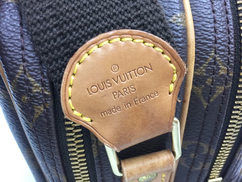 Auth LOUIS VUITTON Vintage Monogram Reporter Shoulder Camera Bag 2A120050n