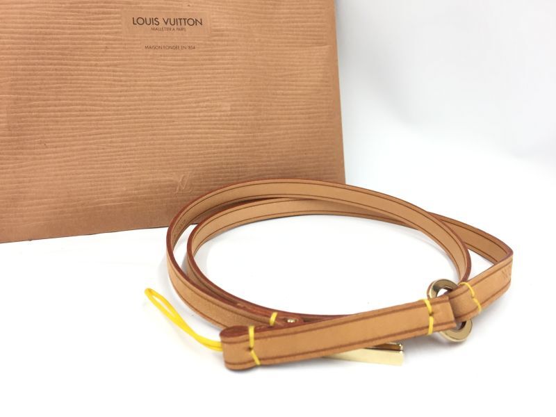 Auth Louis Vuitton Leather Neck Strap Phone strap accessories 2D200130n