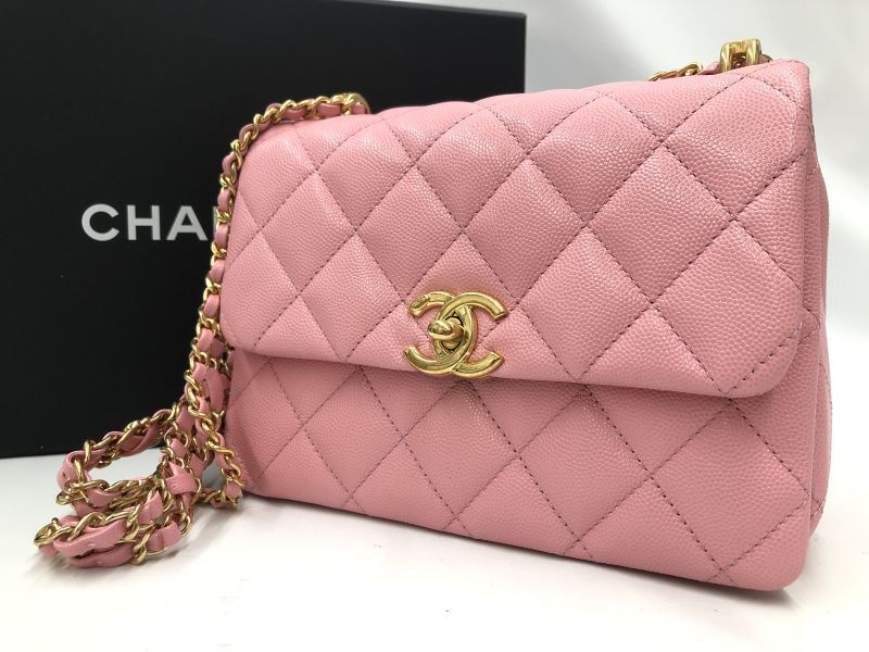 Authentic CHANEL caviar skin Pink Chain Shoulder Hand Bag New Model 2J260080n