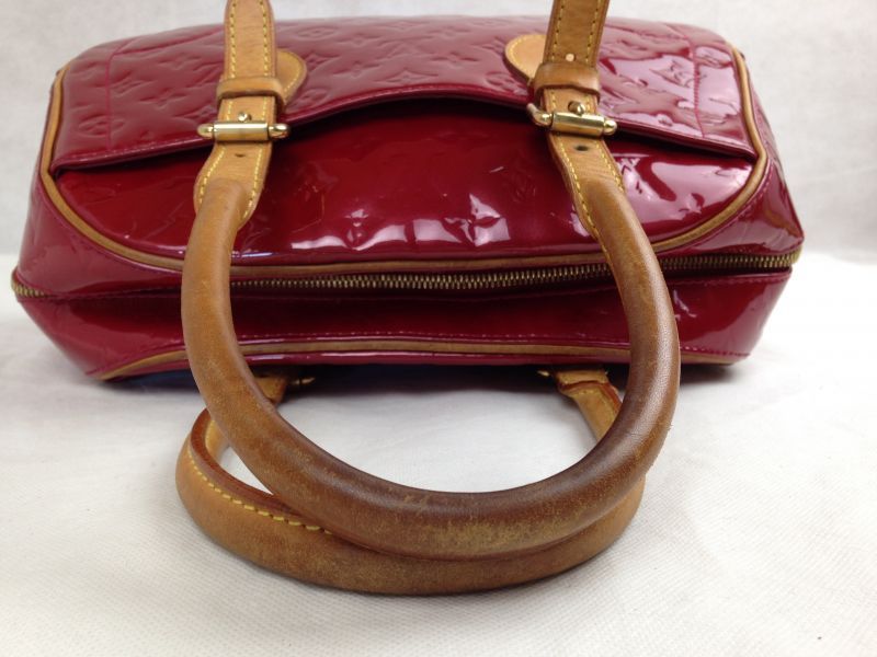 Auth Louis Vuitton Vernis Leather Summit Drive Boston Bag Red M93513  5F230240